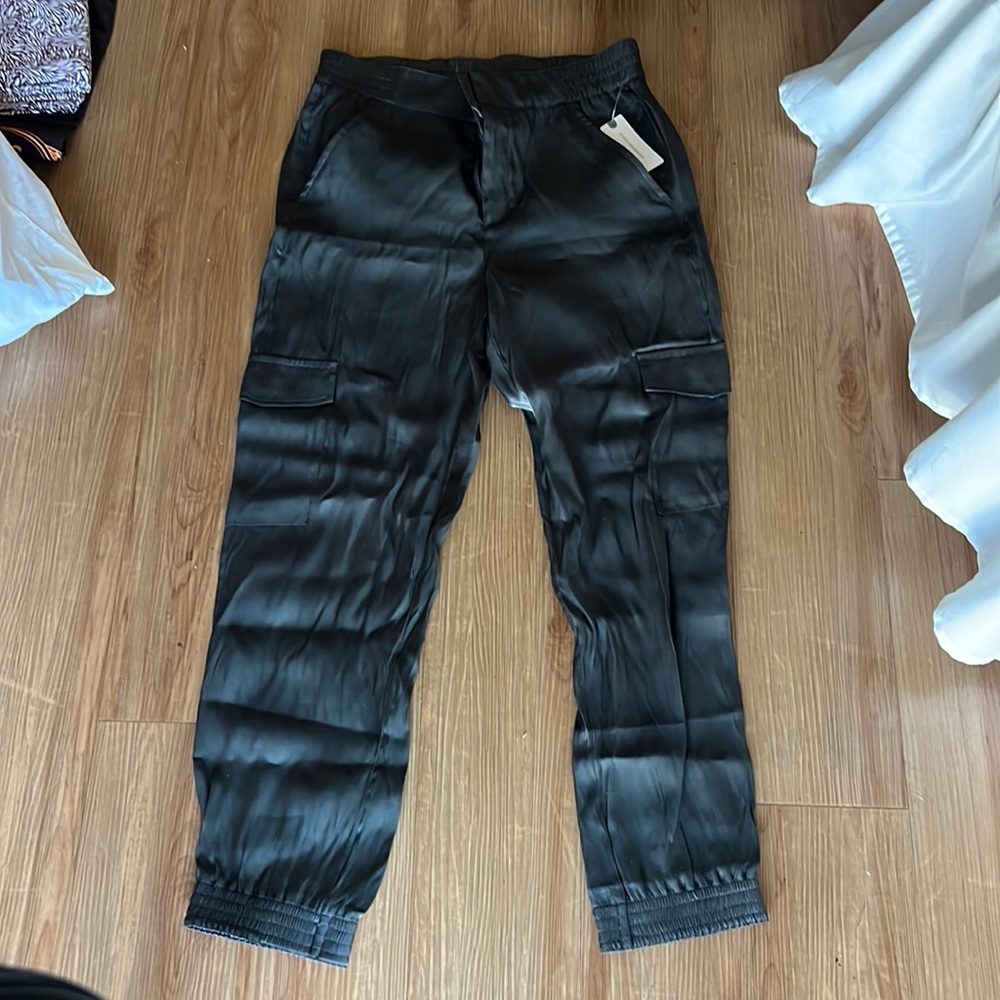 Silky cargo pants